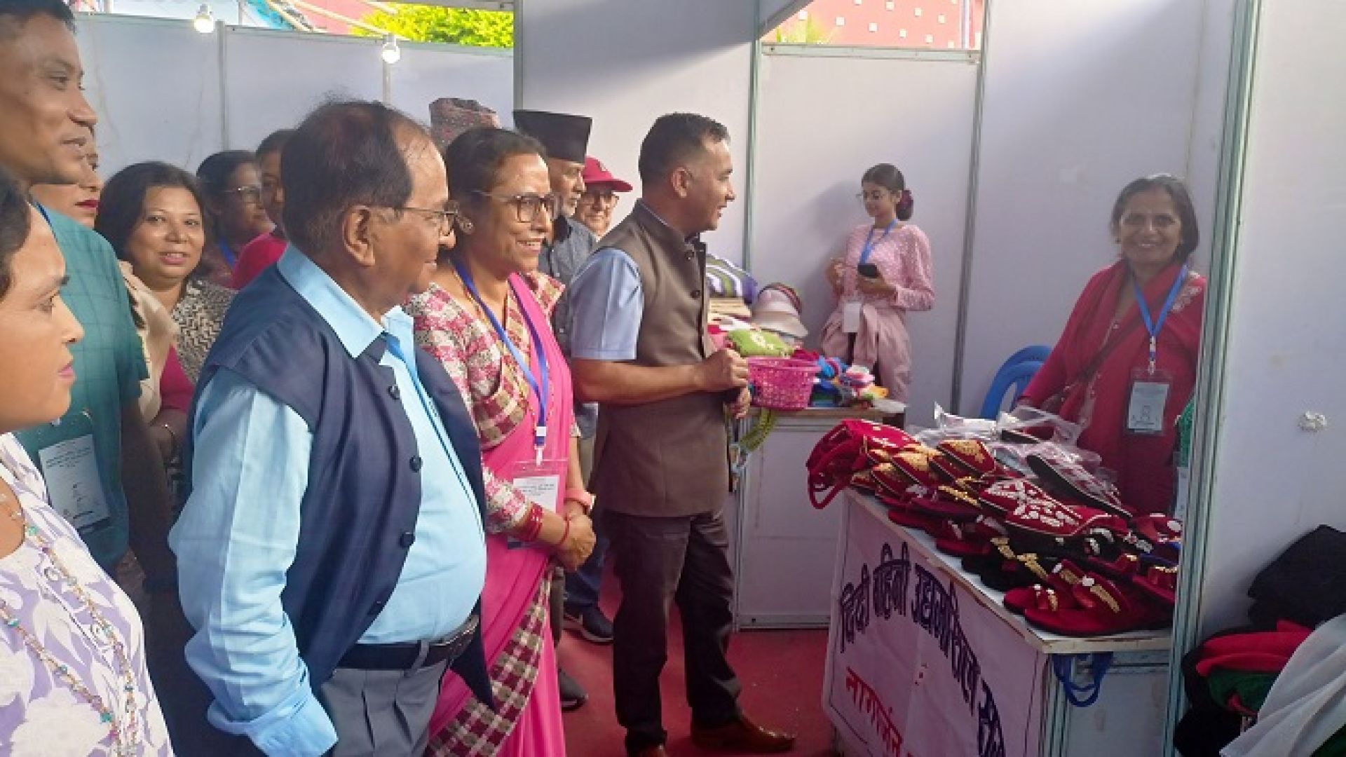 राजधानीको सभागृहमा कृषि तथा घरेलु उद्यमी मेला र दशैं महोत्सव २०८१ शुरु